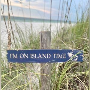 NEW “I’M ON ISLAND TIME” WOODEN BOARD SIGN COASTAL NAUTICAL BEACH WALL DECOR